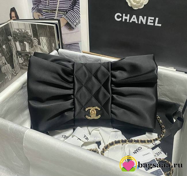 Bagsaaa Chanel Clutch Satin & Gold-Tone Metal Black AS4098 - 20 × 20 × 4 cm - 1