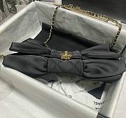 Bagsaaa Chanel Clutch Satin & Gold-Tone Metal Black AS4098 - 20 × 20 × 4 cm - 2