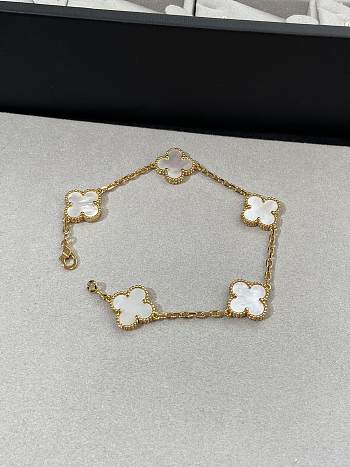 Bagsaaa Van Cleef & Arpel Vintage Alhambra Bracelet 5 Motifs Gold & White