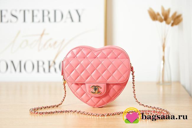 Bagsaaa Chanel Heart Bag Lambskin Pink AS3191 - 16x18x6.5cm - 1