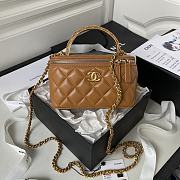 Bagsaaa Chanel Clutch With Chain AP3383 Brown - 9.5 × 17 × 8 cm - 1