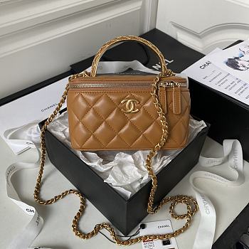 Bagsaaa Chanel Clutch With Chain AP3383 Brown - 9.5 × 17 × 8 cm