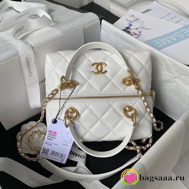 Bagsaaa Chanel Bag With Top Handle AS4201 White - 17X21X5.5cm - 1