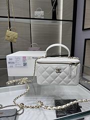 Bagsaaa Chanel Small Vanity With Chain White AP2199 - 17*9.5*8cm - 1