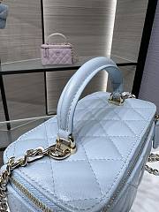 Bagsaaa Chanel Small Vanity With Chain Light Blue AP2199 - 17*9.5*8cm - 4