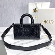 Bagsaaa Dior Small Lady D-Sire My ABCDior Bag Black Macrocannage Crinkled Calfskin - 26 x 15 x 8 cm - 1