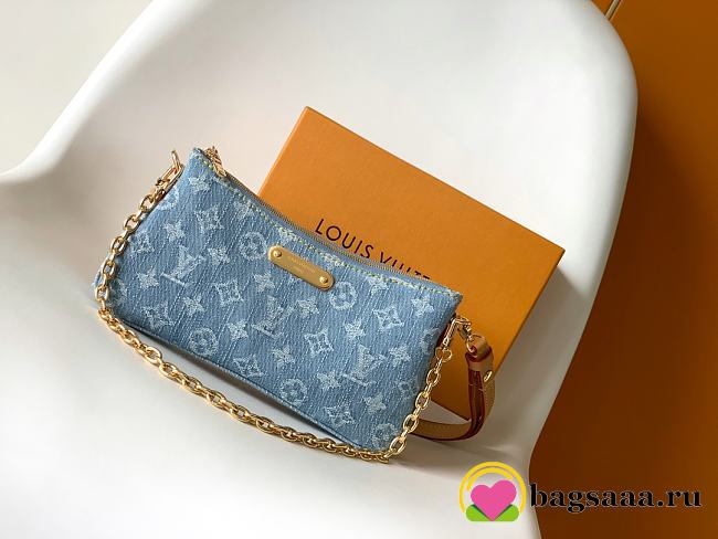 Bagsaaa Louis Vuitton M83532 Liv Pochette Bag Sky Blue - 24.5 x 13.5 x 6.5 cm - 1