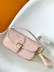 Bagsaaa Louis Vuitton M83566 Nano Diane Bag Opal Pink - 19 x 10.5 x 6 cm - 1