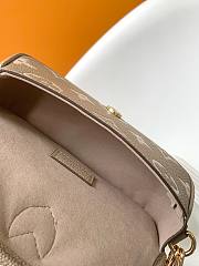 Bagsaaa Louis Vuitton M83300 Nano Diane Bag Beige/Cream - 19 x 10.5 x 6 cm - 4