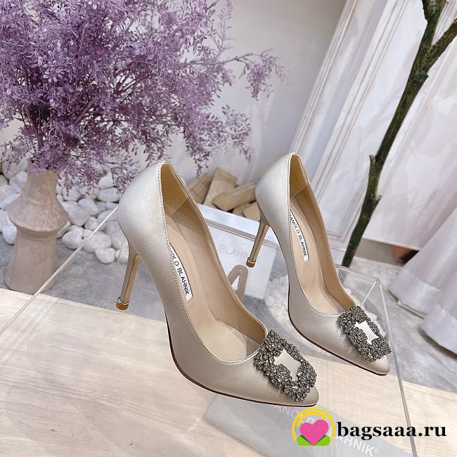 Bagsaaa Manolo Blahnik Hangisi Beige Heels - 1