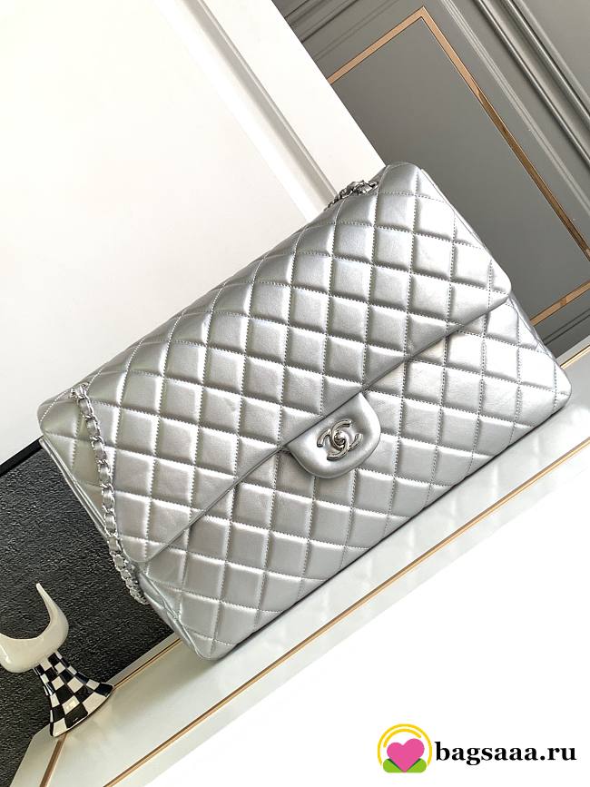 Bagsaaa Chanel XXL Silver Lambskin Flap Bag - 40x26x12cm - 1