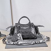 Bagsaaa Balenciaga Neo Cagole XS Handbag In Silver Metallized - 26*12*18cm - 1