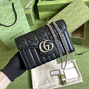 Bagsaaa Gucci Marmont Mini Bag 474575 Black & Silver - 20 x 13 x 6 cm - 1