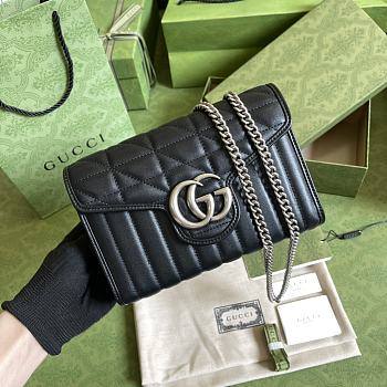 Bagsaaa Gucci Marmont Mini Bag 474575 Black & Silver - 20 x 13 x 6 cm