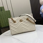 Bagsaaa Gucci GG Marmont Small Tote 779727 White - 26.5 x 18.5 x 12.5 cm - 1