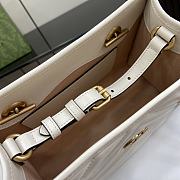 Bagsaaa Gucci GG Marmont Small Tote 779727 White - 26.5 x 18.5 x 12.5 cm - 5