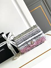 Bagsaaa Chanel Clutch Multicolor Sequins & Gold-Tone Metal AS4561 - 14 × 21 × 8 cm - 1