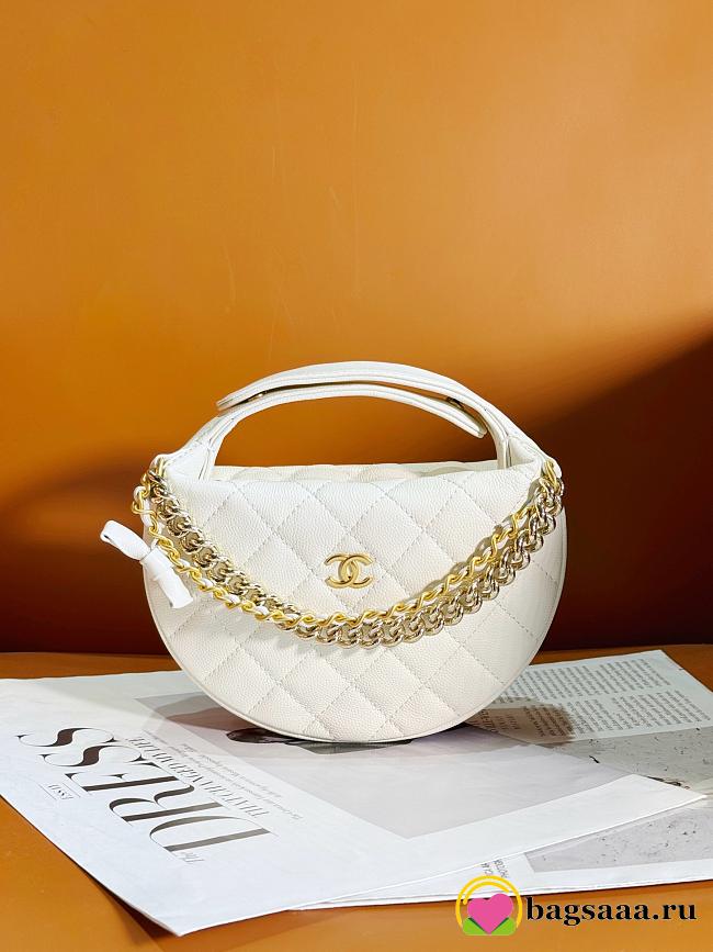 Bagsaaa Chanel Pouch Grained Calfskin White AP3943 - 17 × 18 × 7 cm - 1