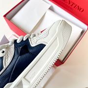 Bagsaaa Valentino Garavani Sneakers One Stud XL White & Navy Blue - 5