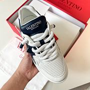 Bagsaaa Valentino Garavani Sneakers One Stud XL White & Navy Blue - 4