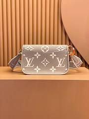 Bagsaaa Louis Vuitton M46583 Diane Satchel Bag Beige/Cream - 24 x 15 x 9 cm - 2