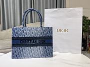 Bagsaaa Medium Dior Book Tote Blue Denim Dior Oblique Jacquard - 36 x 27.5 x 16.5 cm - 1