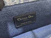 Bagsaaa Dior 30 Montaigne East-West Bag with Chain Blue Denim Dior Oblique Jacquard - 21 x 12 x 6 cm - 2