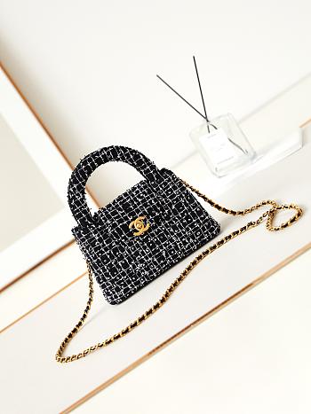 Bagsaaa Chanel Kelly Mini Shopping Bag Tweed Black & White - 19x13x7 cm