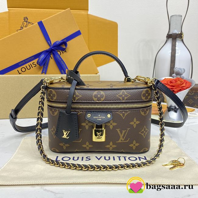 Bagsaaa Louis Vuitton M47125 Vanity Chain Pouch Monogram - 19 x 11.5 x 6.5 cm - 1