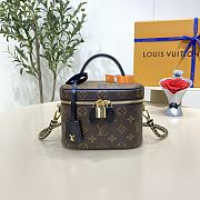 Bagsaaa Louis Vuitton M45165 Vanity PM Monogram - 19 x 13 x 11 cm - 1