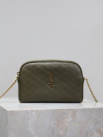 Bagsaaa YSL Gaby Zipped Pouch In Quilted Lambskin 733667 Dark Green - 18 X 13 X 3,5 CM