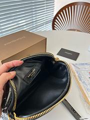 Bagsaaa YSL Gaby Zipped Pouch In Quilted Patent 733667 Black - 18 X 13 X 3,5 CM - 3