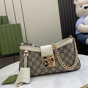 Bagsaaa Gucci Padlock GG Medium Shoulder Bag 811705 White - 26.5x14x6 cm