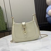 Bagsaaa Gucci Jackie Notte Mini Bag 782889 Ivory Patent - 19.5 x 18 x 3.5cm - 1