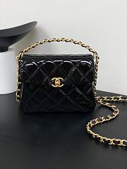 Bagsaaa Chanel Mini Flap Bag With Top Handle AS4472 Black Patent - 14 × 18 × 7 cm - 1