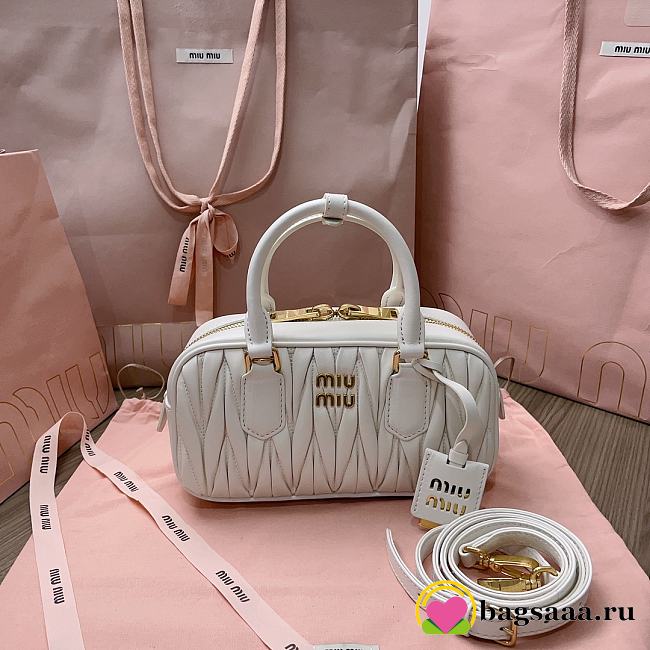 Bagsaaa Miumiu Arcadie Matelassé Nappa Leather Bag White - 10.5*22*7.5 cm - 1