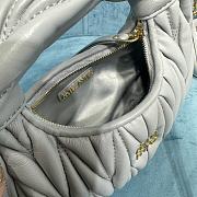 Bagsaaa Miumiu Wander Matelassé Nappa Leather Hobo Mini-bag Pearl Gray - 14x17.5x5.5 cm - 4