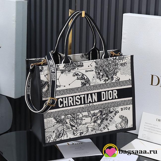 Bagsaaa Medium Dior Book Tote Latte Multicolor Dior Zodiac Embroidery and Black Calfskin - 36.5 x 28 x 17.5 cm - 1