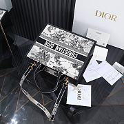 Bagsaaa Medium Dior Book Tote Latte Multicolor Dior Zodiac Embroidery and Black Calfskin - 36.5 x 28 x 17.5 cm - 2