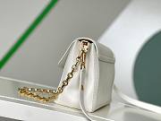 Bagsaaa Louis Vuitton M25050 Dauphine Soft MM White - 24 x 17 x 9 cm - 5