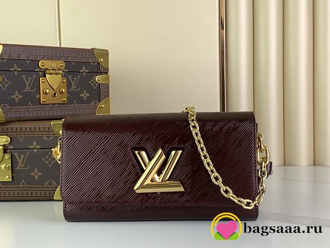 Bagsaaa Louis Vuitton M24603 LV Mirage Twist West Wine Red - 23.5 x 12 x 7 cm - 1