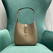 Bagsaaa YSL Le 5 À 7 Supple Small In Grained Leather Dusty Grey 713938 - 23x22x10 cm - 1