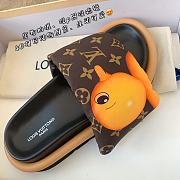 Bagsaaa Louis Vuitton Pool Pillow Flat Comfort Mule Animals 1 - 2