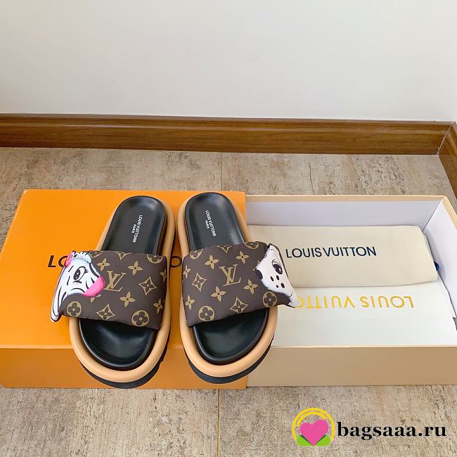 Bagsaaa Louis Vuitton Pool Pillow Flat Comfort Mule Animals 2 - 1