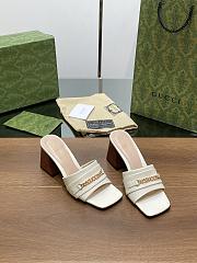 Bagsaaa Gucci Signoria Slide Sandal 786595 White - 1