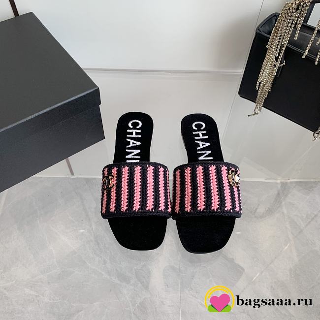 Bagsaaa Chanel Mules Crochet Black & Pink G45597 - 1