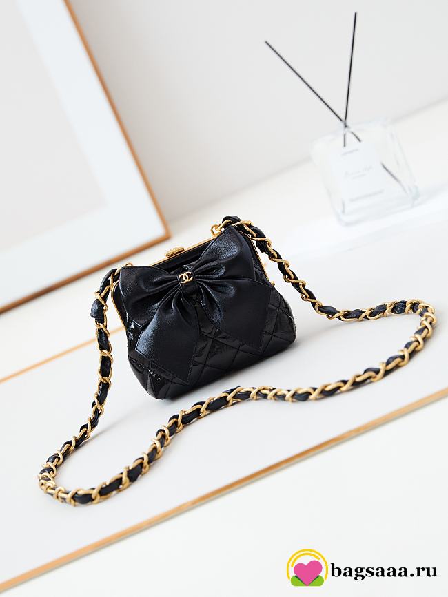 Bagsaaa Chanel Clutch With Chain AP4028 Black - 12 × 13 × 4 cm - 1