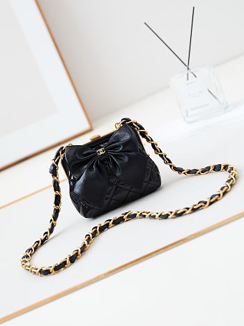 Bagsaaa Chanel Clutch With Chain AP4028 Black - 12 × 13 × 4 cm