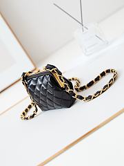 Bagsaaa Chanel Clutch With Chain AP4028 Black - 12 × 13 × 4 cm - 4