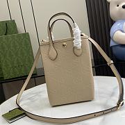 Bagsaaa Gucci GG Super Mini Bag With Strap 790133 Light Beige - 21cm - 1